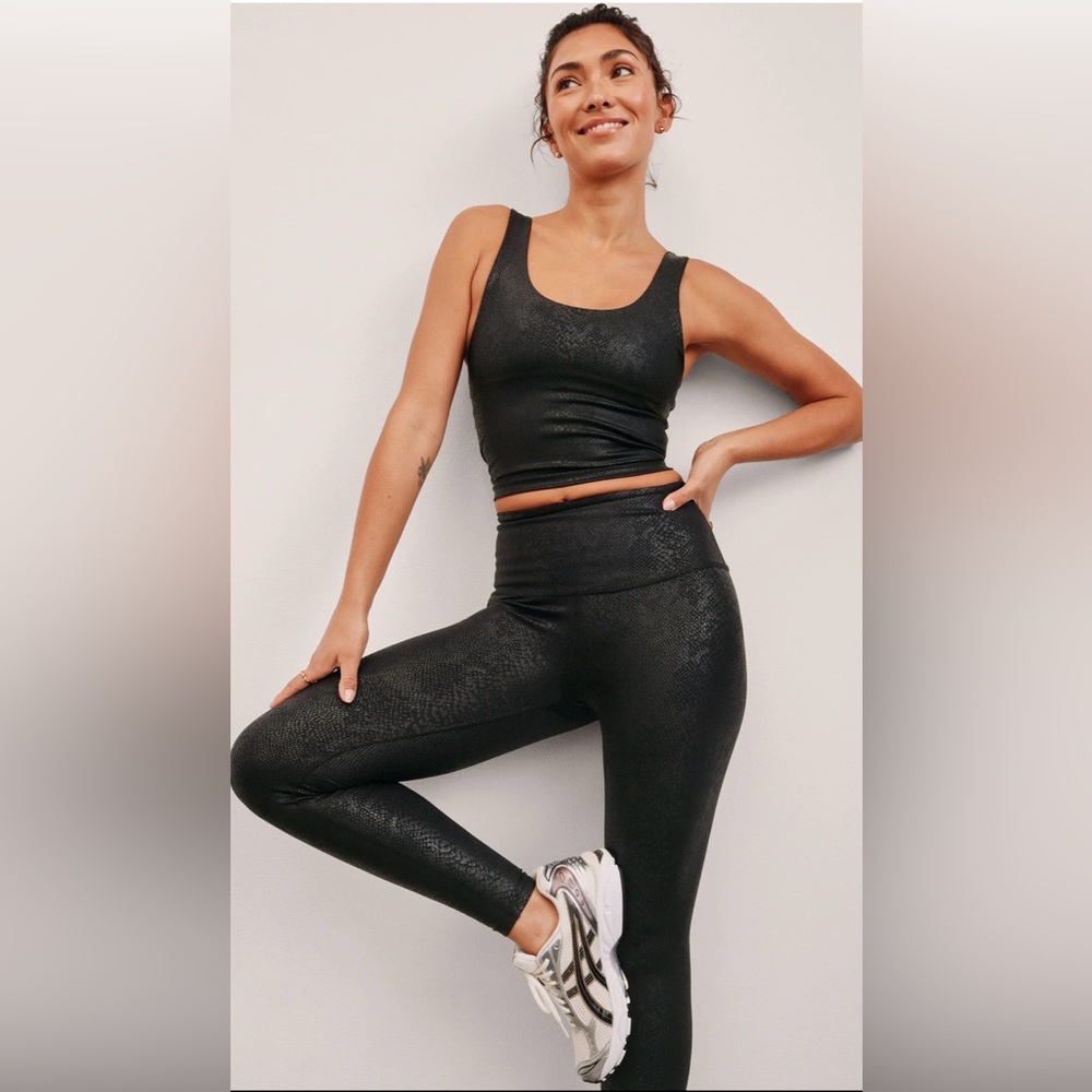 Beyond Yoga Viper Black High Waisted Power Shine Legging Textured Snake-Print - Picture 3 of 7